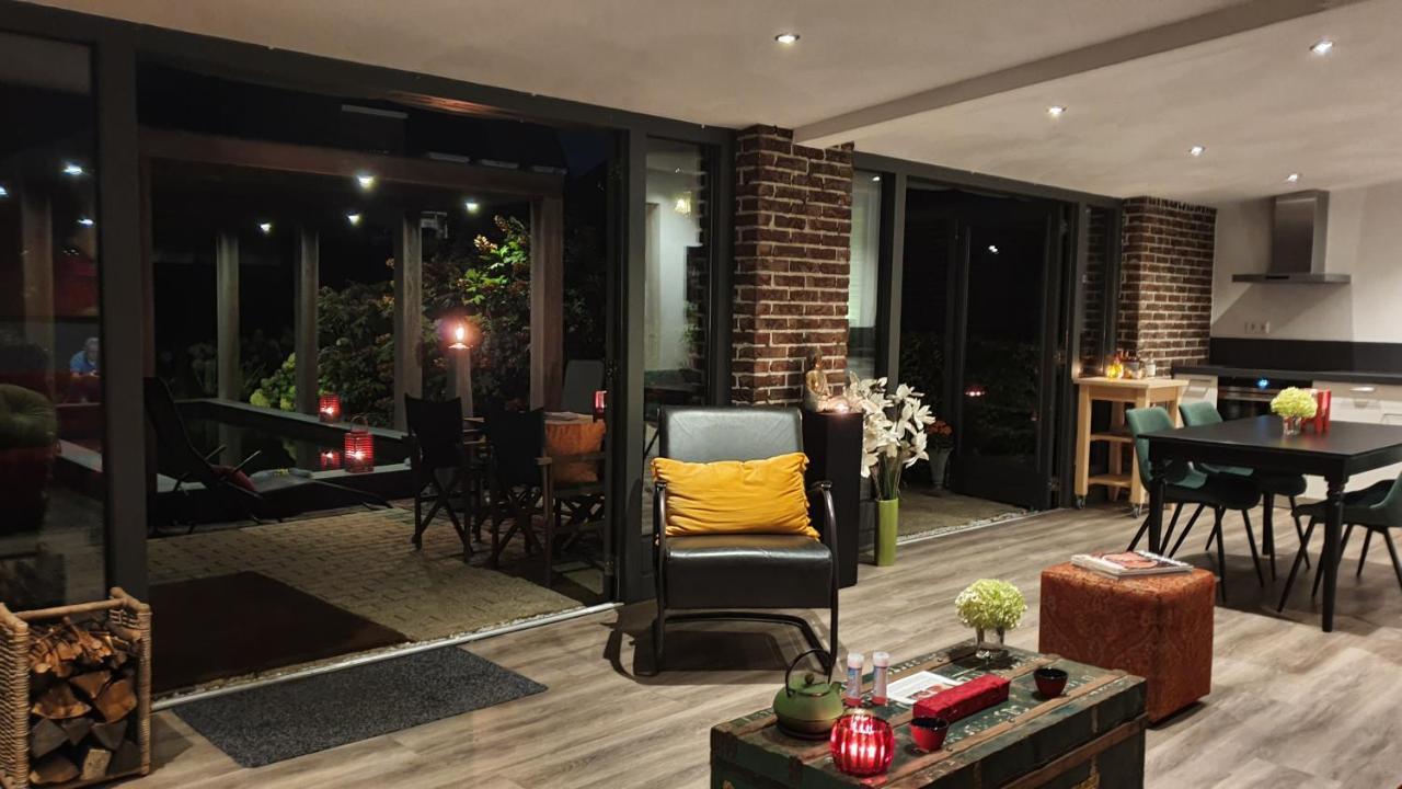 Downtown Hideaway, B&B Grand Deluxe Эйндховен Экстерьер фото