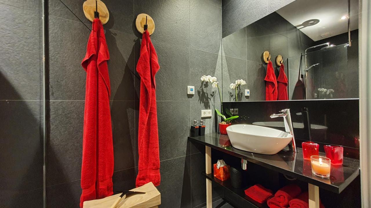 Downtown Hideaway, B&B Grand Deluxe Эйндховен Экстерьер фото